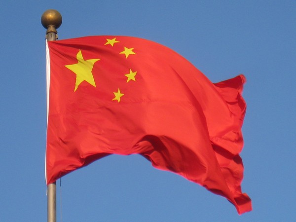 चीन ने ताइवान के मुद्दे पर लिथुआनिया के साथ राजनयिक संबंधों का स्तर कम किया