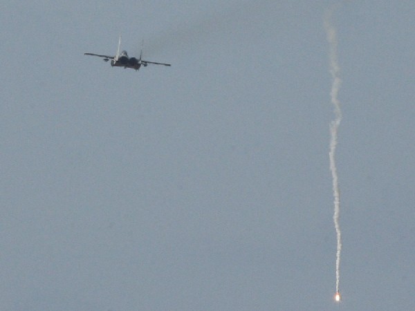 गाजा में हमास के ठिकाने पर हवाई हमले किये: इजराइली सेना