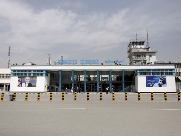 US tells citizens to leave Kabul airport gates ‘immediately’