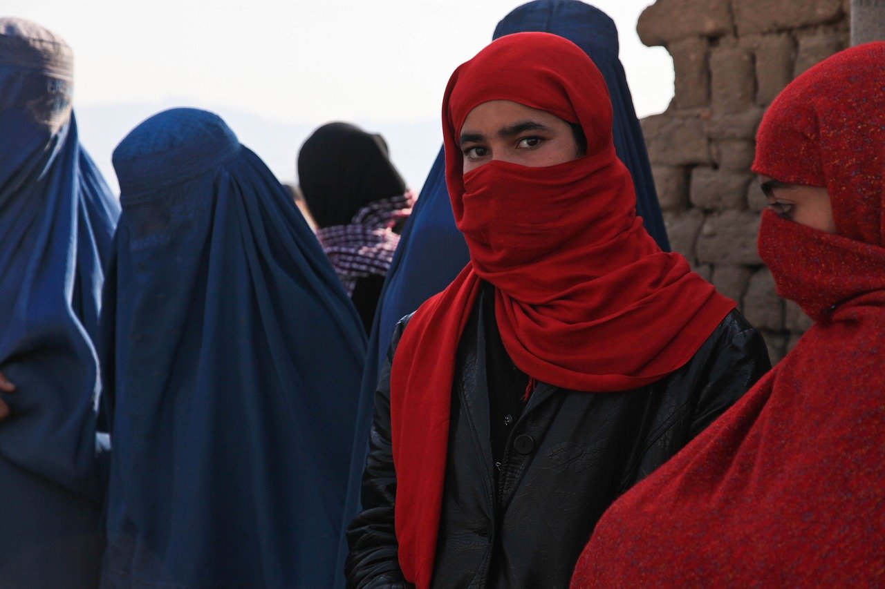 महिलाओं के अधिकारों का सम्मान करेगा तालिबान, लेकिन इस्लामी कानूनों के तहत : प्रवक्ता