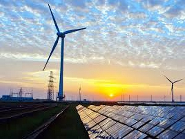 India achieves 100 GW installed renewable energy capacity