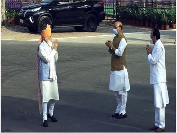 Independence Day: PM Modi reaches Red Fort, to address the nation