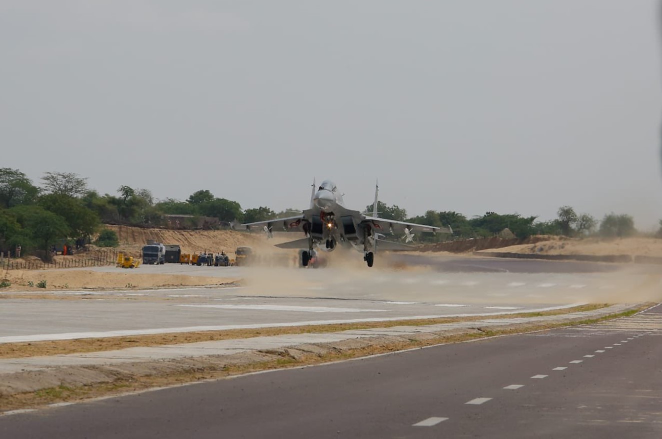 Emergency Landing Facility for Indian Air Force in Barmer, Rajasthan inaugurated by Raksha Mantri and Minister for Road Transport & Highways
