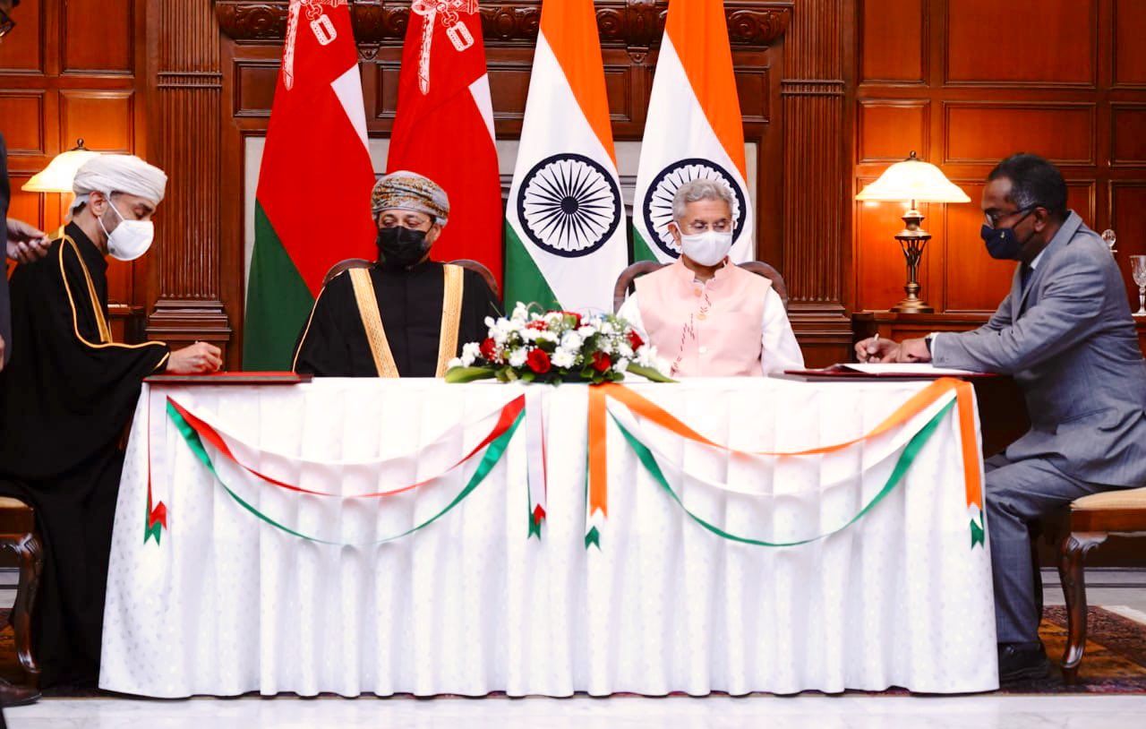 Foreign ministers of India, Oman hold extensive talks