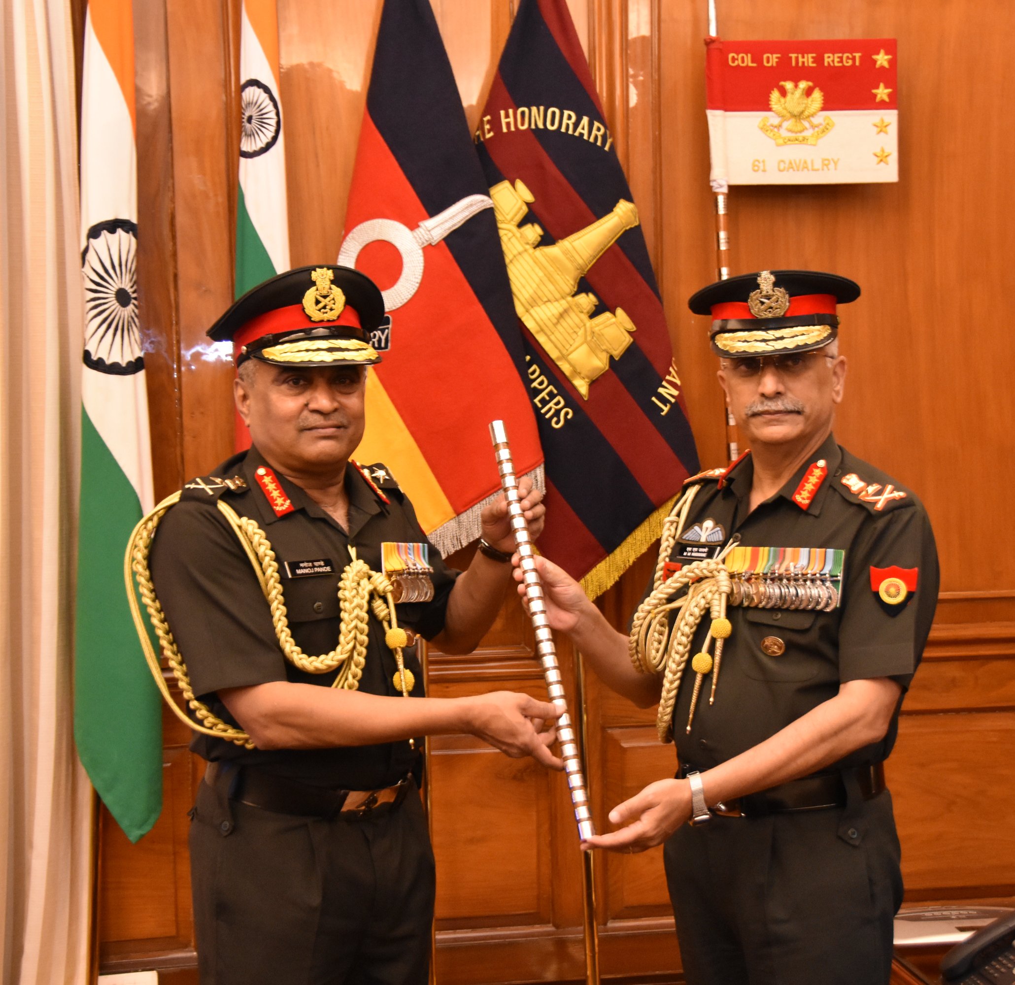 General Manoj Pande, PVSM, AVSM, VSM, ADC takes over as the 29th COAS of Indian Army