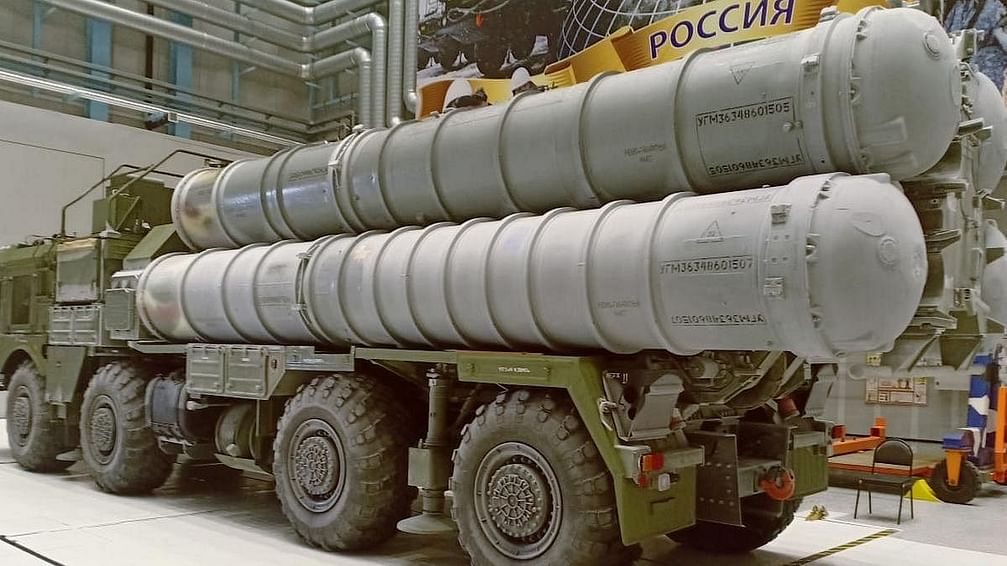 Russia starts delivery of some components of 2nd regiment of S-400 missile systems to India