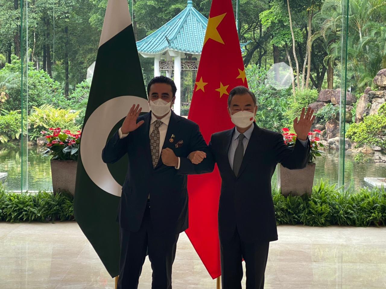 Pak FM Bilawal Bhutto hold talks with his Chinese counterpart Wang Yi on maiden visit to China
