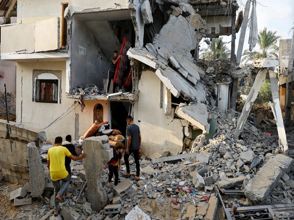 Israel-Hamas Conflict: Nearly 1,000 people killed, 5000 others injured in Gaza