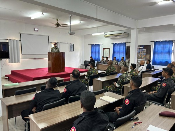 Indian Navy commences 14th edition of Special Forces, Diving Refresher Camp for Mauritius Police Force at Port Louis