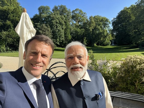 “I’ll be here to celebrate with you!”: Emmanuel Macron thanks PM Modi for Republic Day invitation