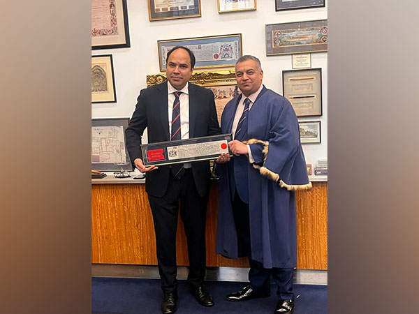 Indian lawyer gets prestigious “Freedom of the City of London” award