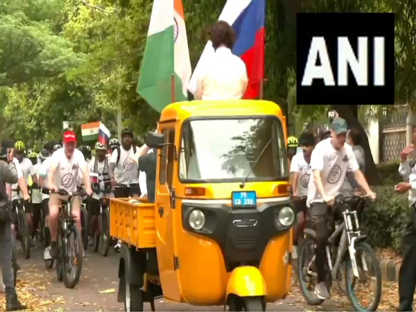 New Delhi: Russia-India friendship cycle rally held to mark 77 years of bilateral diplomatic ties