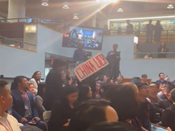 US: Taiwanese, Tibetan students disrupt Chinese Ambassador Xie Feng’s speech at Harvard