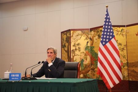 U.S. climate envoy Kerry tells Chinese leaders: climate not about politics