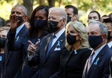 बाइडन, ओबामा और क्लिंटन न्यूयॉर्क में 9/11 की बरसी पर शामिल हुए, एकजुटता प्रदर्शित की