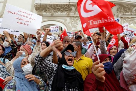 Tunisians protest over president’s seizure of powers