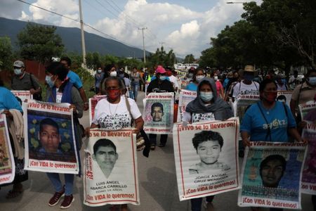 Mexico asks Israel to extradite ex-official over missing students case