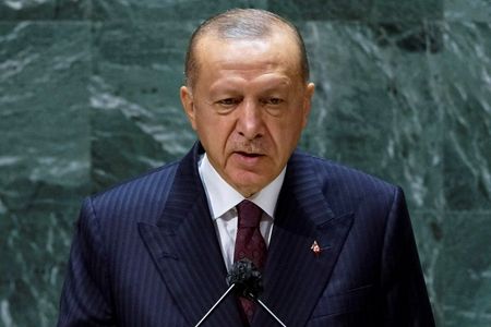 Erdogan says Turkey plans to buy more Russian defense systems