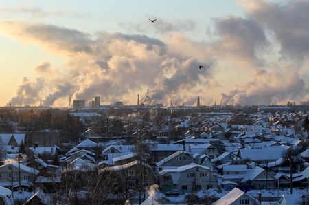EU, Britain urge Russia to commit to net zero CO2 emissions