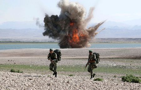 ईरान के रेवोल्यूशनरी गार्ड ने तनाव के बीच किया सैन्य अभ्यास