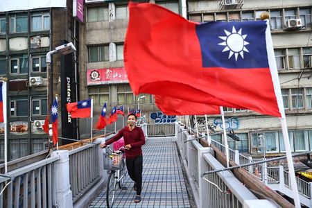शी ने चीन के साथ ताइवान को फिर मिलाने का संकल्प लिया, कहा- ‘शांतिपूर्ण एकीकरण’ सभी के हित में