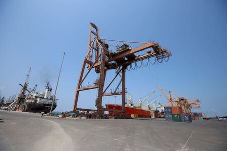 Coalition forces say they have withdrawn from around Yemen’s Hodeidah port
