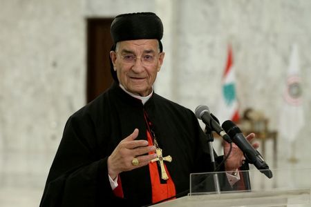 Lebanon’s top Christian cleric calls on authorities to defuse crisis with Gulf