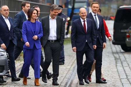 जर्मनी में अगली सरकार बनाने के लिए तीन पार्टियों की बातचीत अंतिम चरण चरण में :  ग्रीन पार्टी