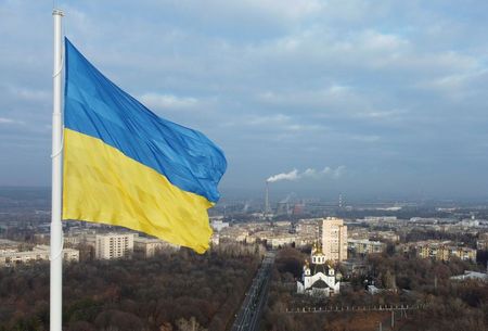 यूक्रेन की कूटनीति में अधिक प्रत्यक्ष भूमिका निभाना चाहता है अमेरिका