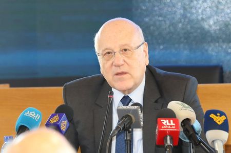 Lebanon PM says call with Saudi Crown Prince and Macron ‘important step’ – statement