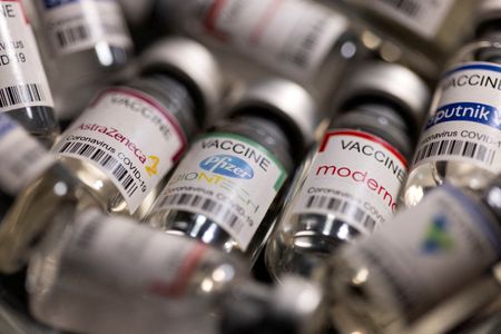 देश में अबतक कोविड-19 रोधी टीकों की 142.38 करोड़ खुराक दी गयी