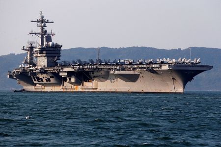 U.S. carriers in South China Sea, Taiwan reports further Chinese incursion