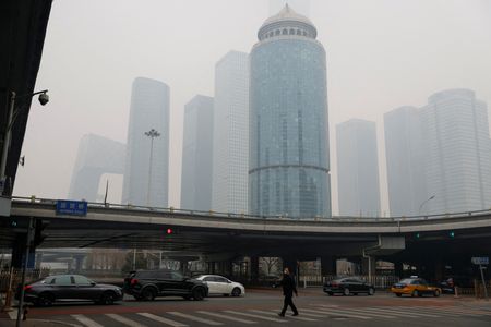 China says average national smog levels down 9.1% in 2021