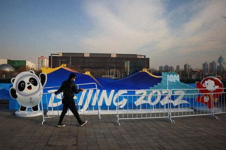 Olympics-Beijing Games organisers hope to have 30% capacity in venues