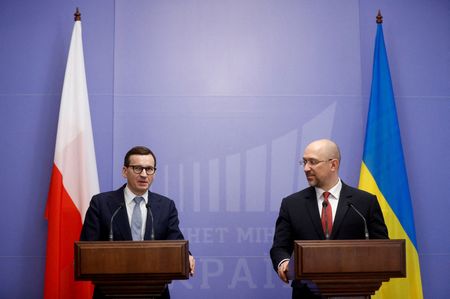 Britain, Poland and Ukraine preparing trilateral security pact, Kyiv says