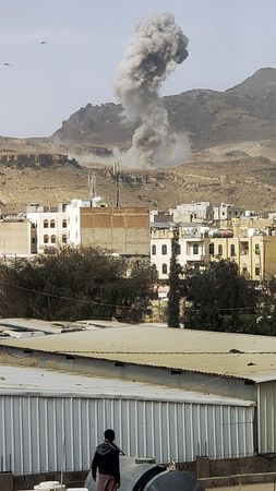 Saudi-led coalition bombs telecoms compound in Yemen’s Sanaa -residents