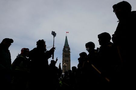 Canada’s parliament approves Trudeau’s emergency powers