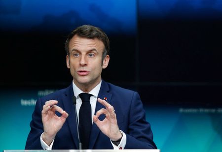 Macron: France will respond without weakness to Russia’s “act of war” on Ukraine