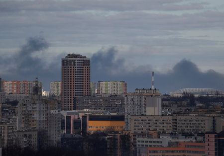 Blasts heard in Kyiv, fighting reported in vicinity