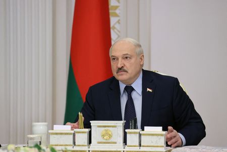 Belarus leader asks Putin to deploy more S-400 missiles near Minsk, media reports