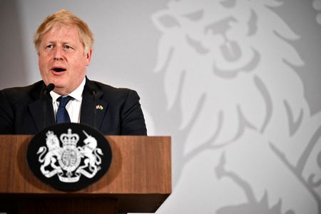 Ukraine president spoke with UK’s Johnson about “new phase” of military aid