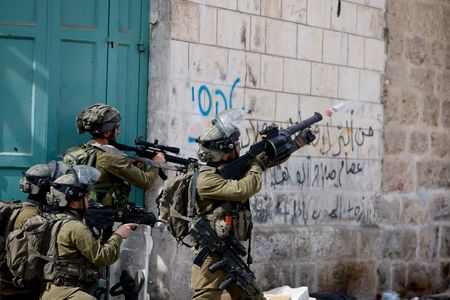 Israeli forces kill three Palestinian militants in West Bank