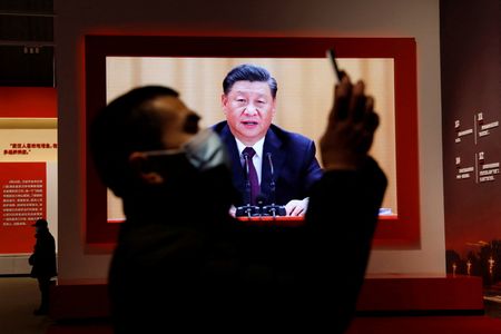 Xi Jinping Sticks with COVID Stance Despite Anger, Economic Headwinds