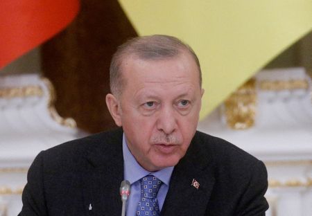 Erdogan arrives in Saudi Arabia for visit to revive ties