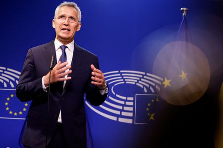 NATO chief says trade ties with authoritarian regimes have vulnerabilities; clubs China with Russia